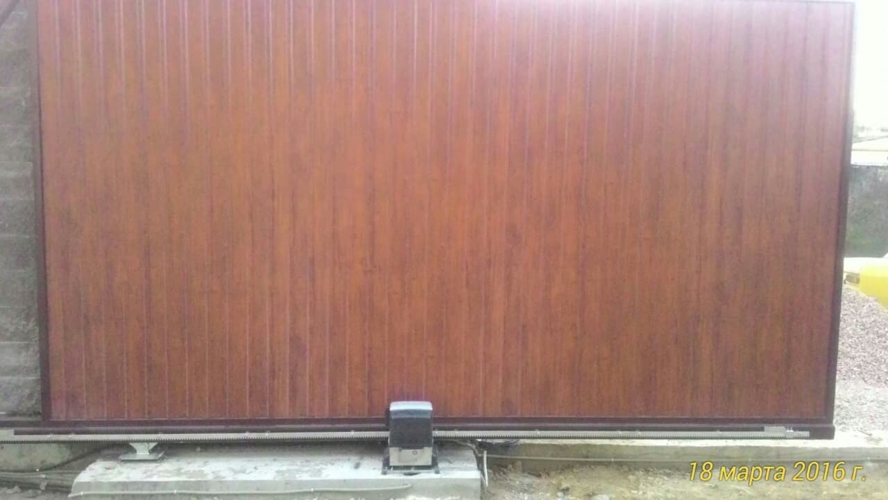 Профессиональная установка раздвижных ворот в Приморско-Ахтарске сотрудниками компании ПКФ Автоматика. быстро, надежно, недорого. Звоните!